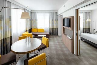 Гостиница Novotel Москва Киевская Москва Номер Люкс - с двуспальной кроватью-3